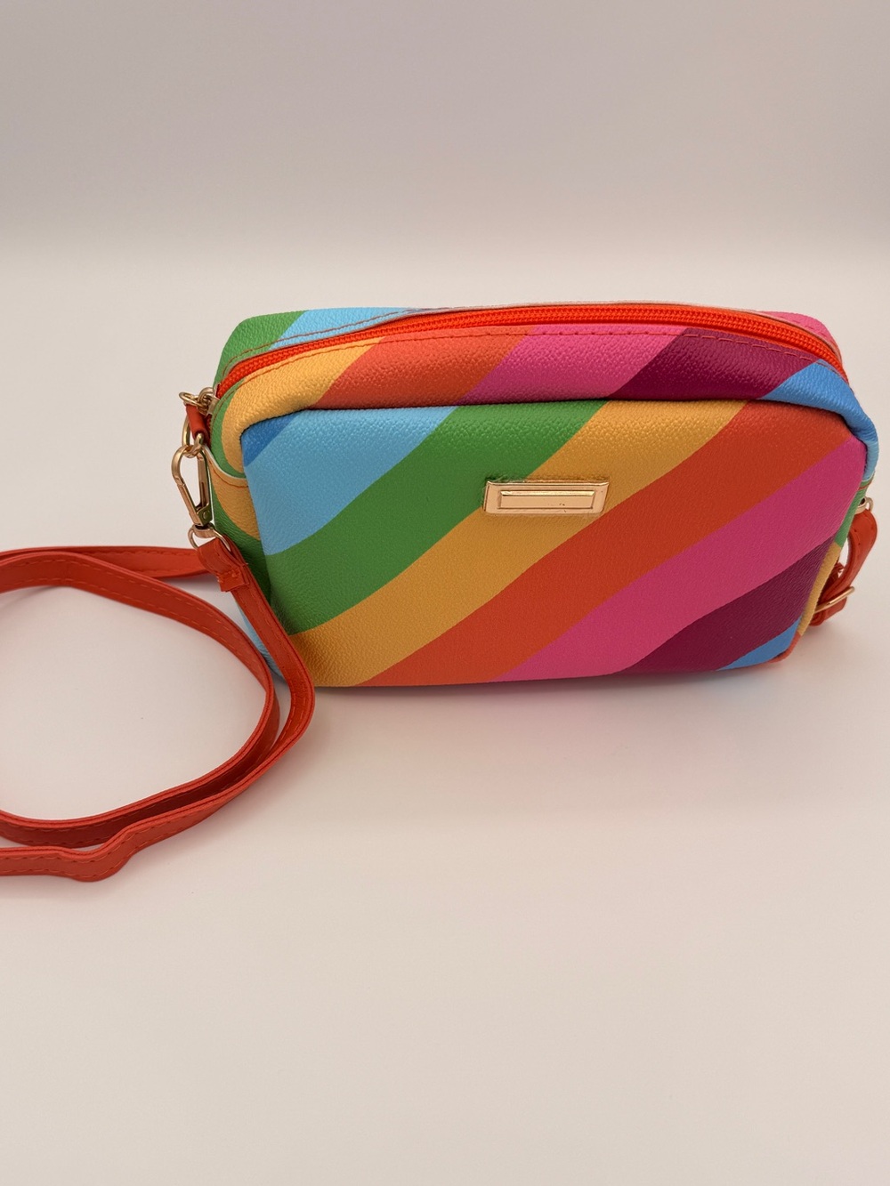 Colorful Rainbow Stripe Crossbody Bag - Multi